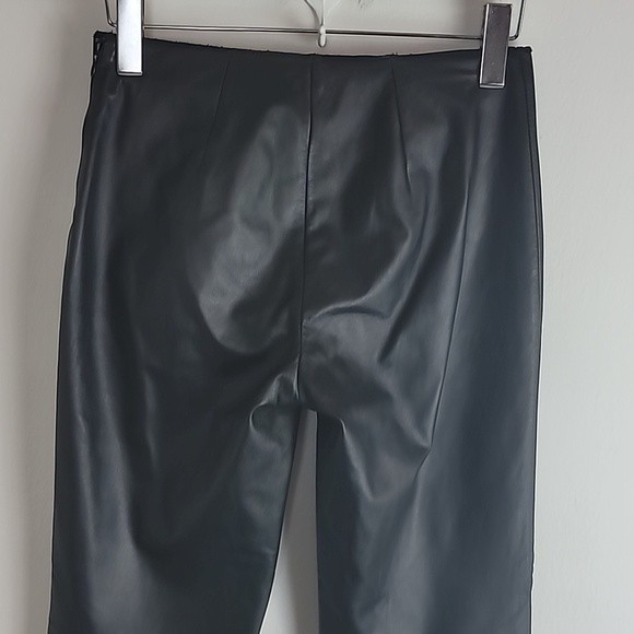 Kenneth Cole Black Leather Mid Rise Bootcut Pant Sz 0 Moto Biker Rodeo - Picture 4 of 6